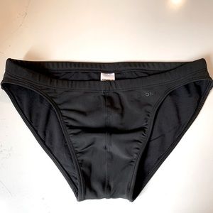 Aronik Black Speedo